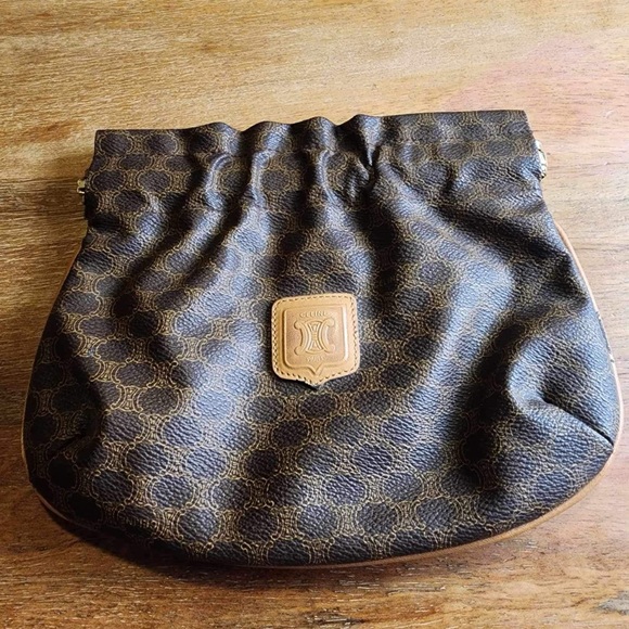 🔥Vintage Celine c bag clutch🔥 - Picture 1 of 6